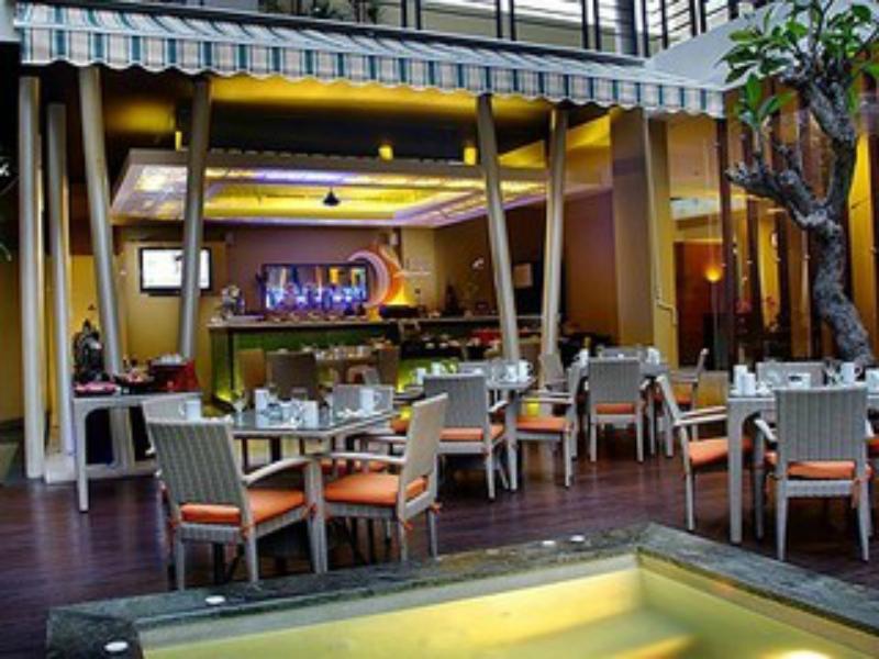 Отель 100 Sunset Boutique Кута Экстерьер фото