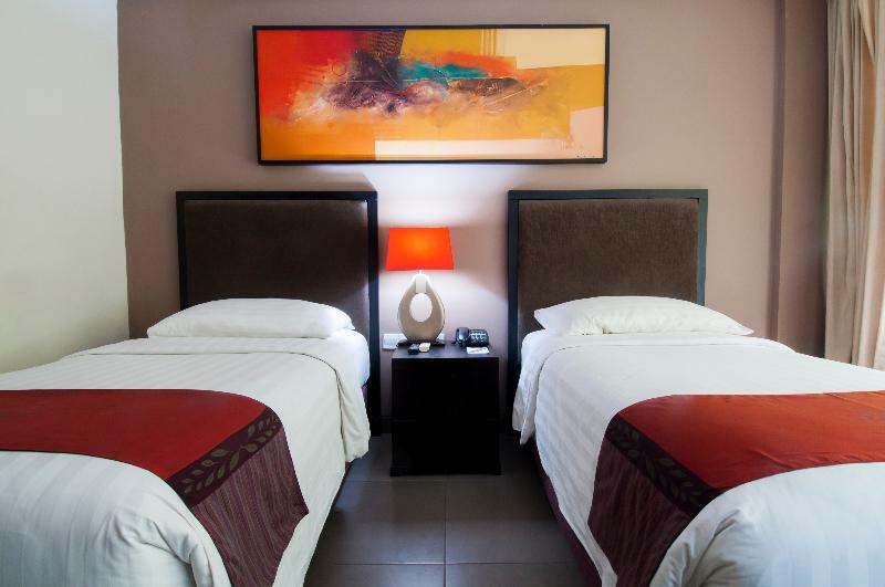 Отель 100 Sunset Boutique Кута Экстерьер фото